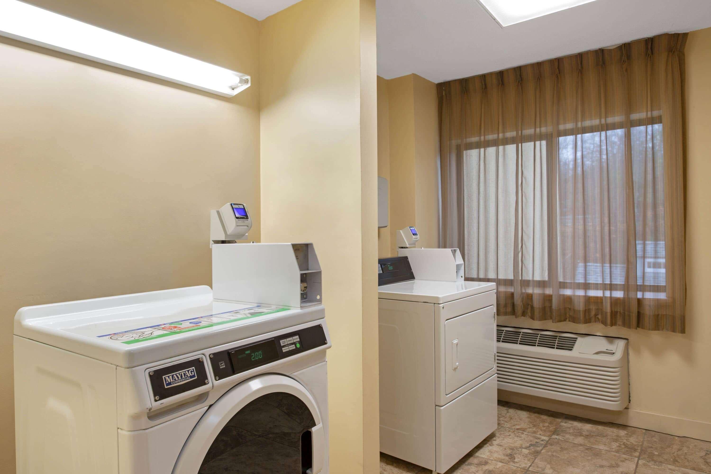 La Quinta Inn By Wyndham Auburn Worcester Eksteriør billede